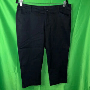 St. John’s Bay Capris size 14